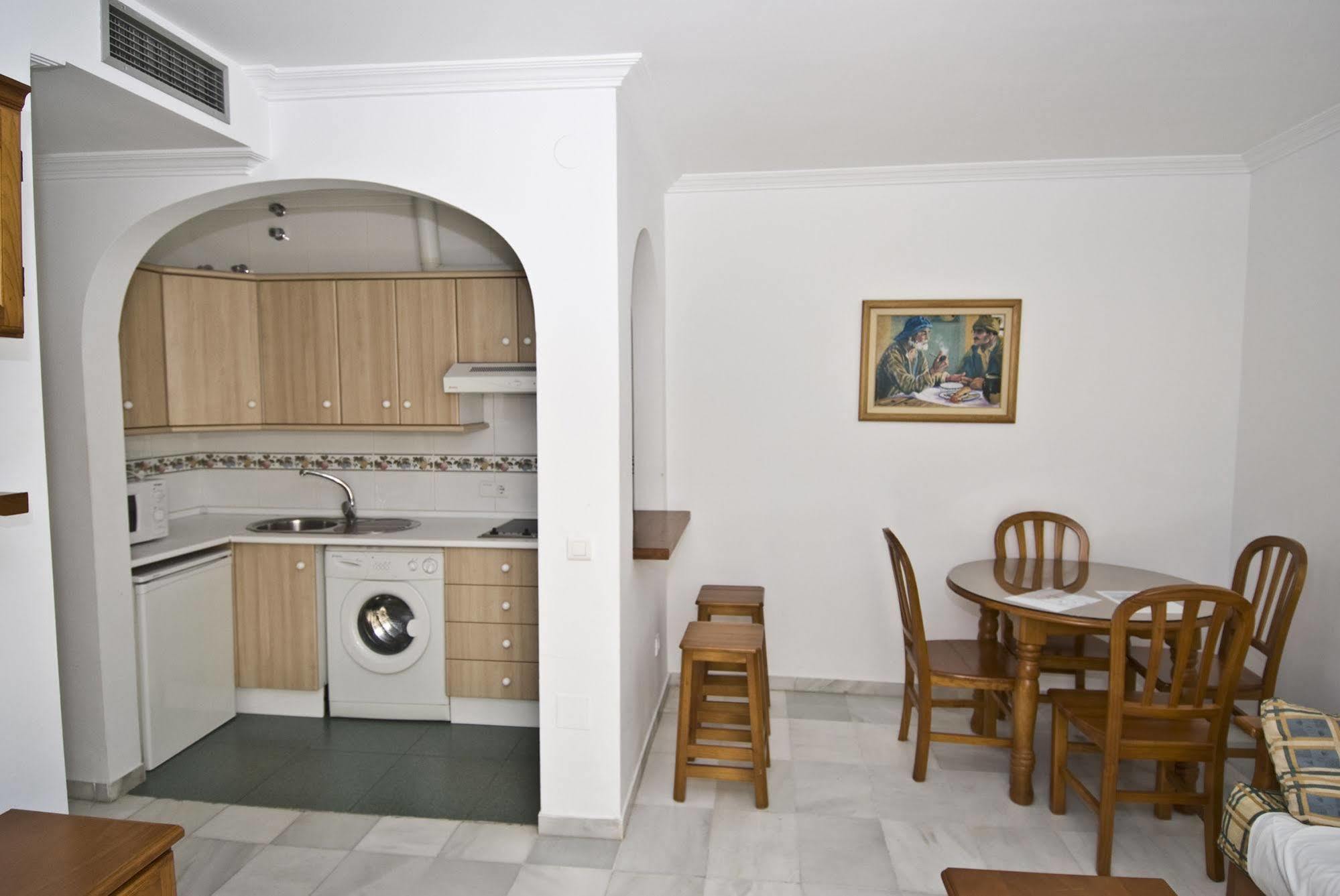 Apartamentos Hc Burriana Playa Нерха Екстериор снимка