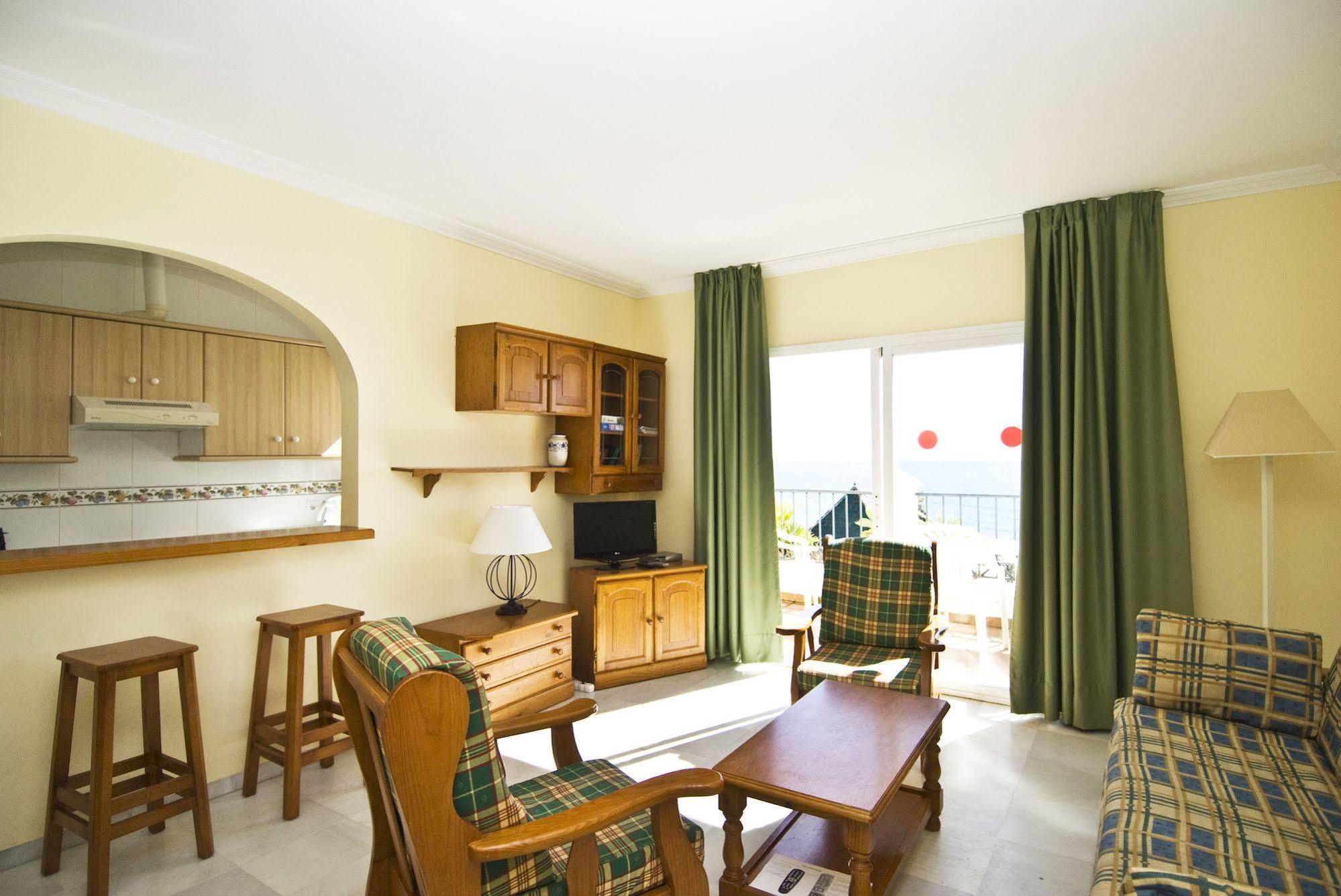 Apartamentos Hc Burriana Playa Нерха Екстериор снимка