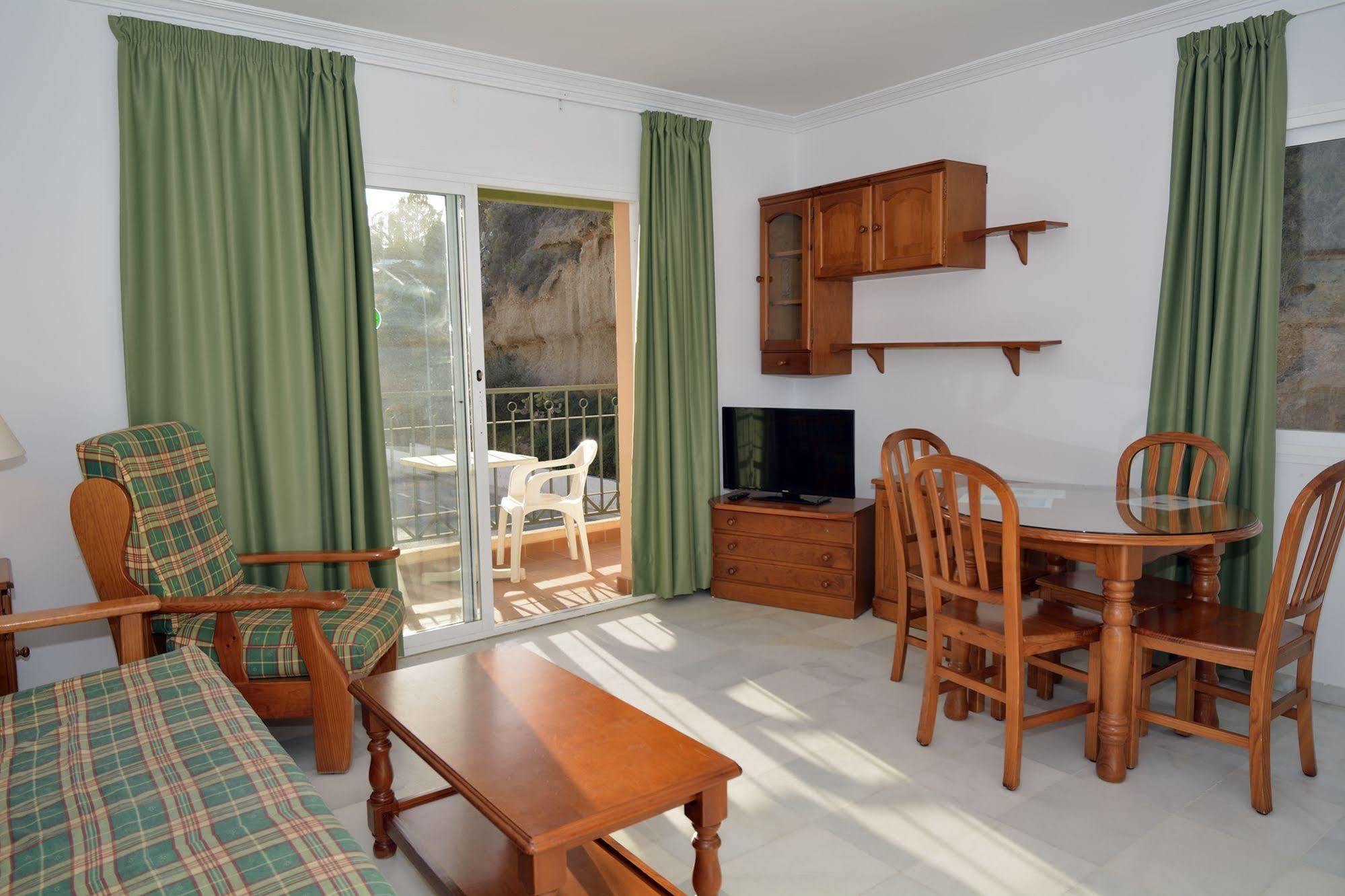 Apartamentos Hc Burriana Playa Нерха Екстериор снимка