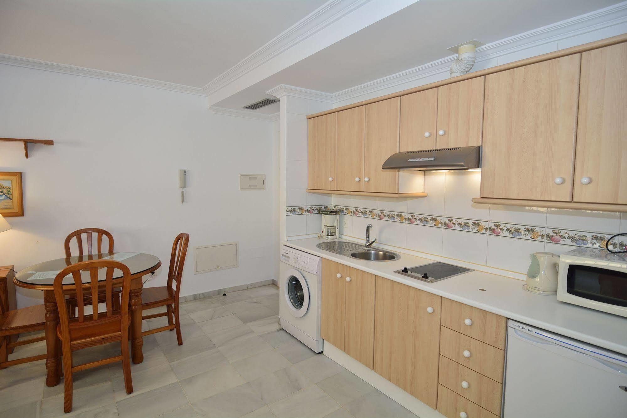 Apartamentos Hc Burriana Playa Нерха Екстериор снимка